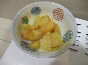 日式芥末拌大頭菜白桃