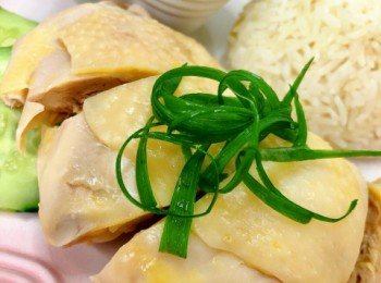 海南雞飯(附雞油飯 + 酸辣汁食譜)