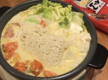 北海道牛乳豆腐烏冬火鍋