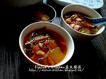 冬瓜茶樹菇素翅燉雞湯
