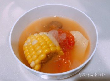 蕃茄粟米洋蔥瘦肉湯