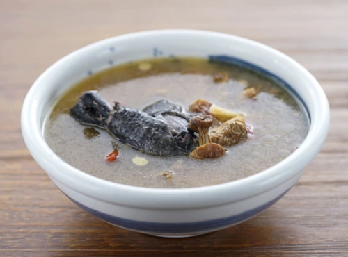 淮山蓮子松茸烏雞湯Silky Fowl Soup with Common Yam Rhizome, Lotus Seed and Matsutake Mushr