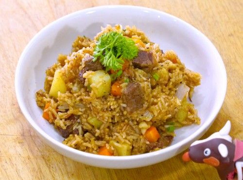 電飯煲食譜｜電飯煲黑椒薯仔牛肉炆飯 Black pepper sauce, potato and beef stew rice in rice cooker