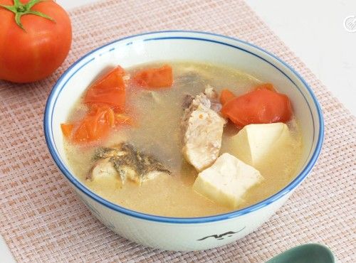 鮮茄豆腐牛鰍魚湯