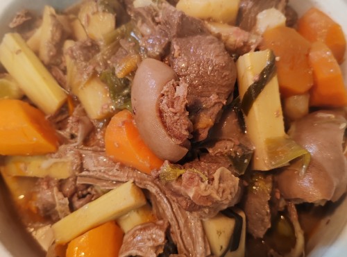 柱候支竹羊腩煲