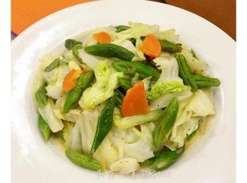 蒜炒扁豆高麗菜
