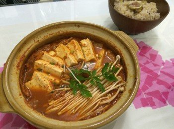 泡菜豆腐鍋 | 김치두부찌게