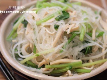 【香芹鮑魚蘿蔔麵】