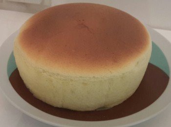 日式輕芝士蛋糕 (6吋活動模）