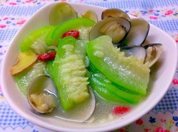 家常菜~蛤蜊絲瓜~