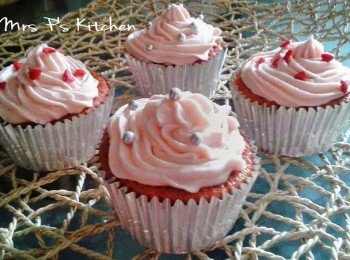 紅絲絨杯子蛋糕Red Velvet Cupcakes