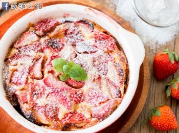 【影片】草莓克拉芙緹 Strawberry Clafoutis