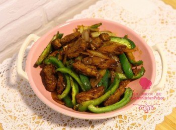 [家常小菜] 洋蔥青椒炒豬扒
