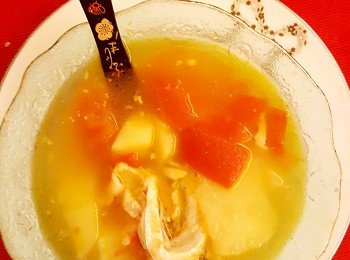 三文魚蕃茄薯仔日式味噌湯