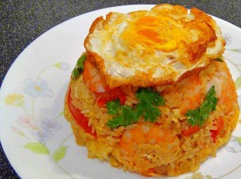 泰式蝦仁炒飯Thai Style Fried Rice with Prawns
