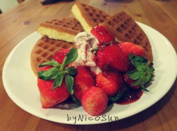 草莓季 在家也能享受美味下午茶草莓鬆餅