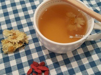 菊花杞子蜂蜜茶