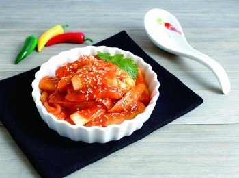東販小食堂：韓式炒自製年糕