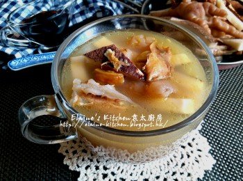 椰子圓肉栗子雞湯