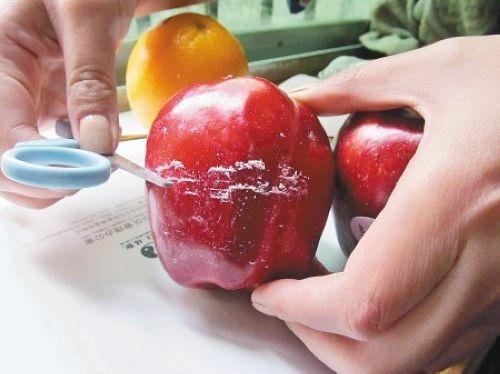 這樣的蘋果千萬別吃了，小心中毒！
