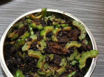 [15分鐘家常小菜] 豆豉鯪魚炒涼瓜