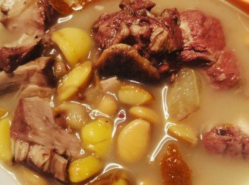 湯水篇 🍵 老黃瓜扁豆栗子豬展湯