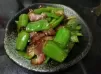 蒜香臘肉炒尖椒