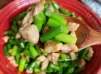 蠔油蒜芯炒肉粒
