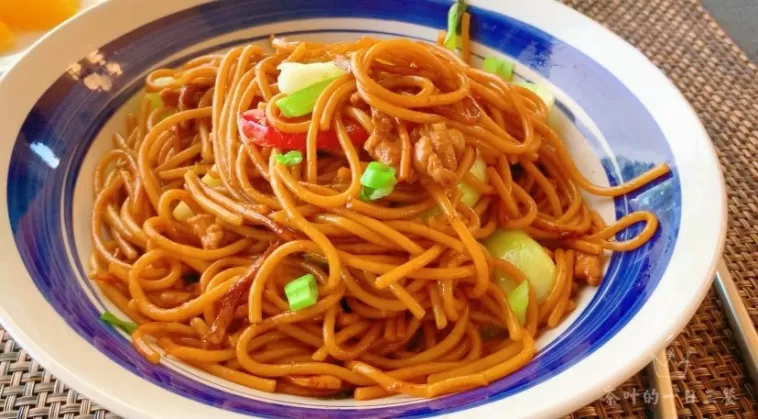 普通的肉丝炒意大利面 好普通嘅一碗肉丝炒意大利面 超级好食