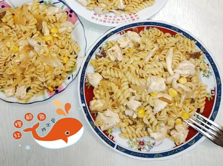新手輕鬆料理 | 早中晚餐 《台塑餐飲》(2)午餐-蘑菇醬義大利麵