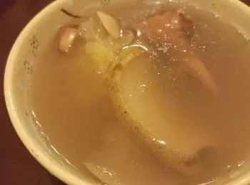 雪梨乾螺頭湯