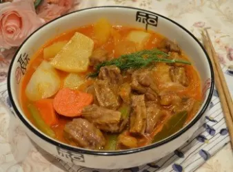   蘿蔔番茄燉牛肋條