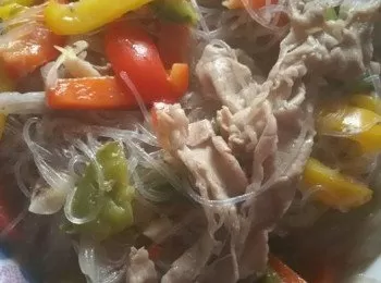 肥牛三色椒粉絲鍋