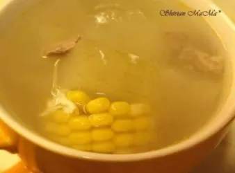 冬瓜咸蛋粟米瘦肉湯*