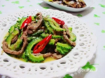 苦瓜炒牛肉