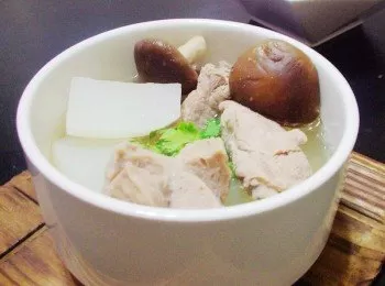 【電鍋料理】好采頭排骨湯