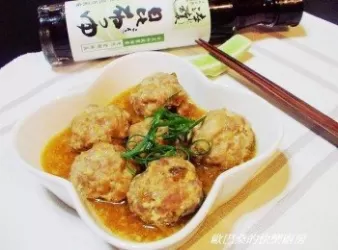 蔭瓜蒸小Q肉丸子