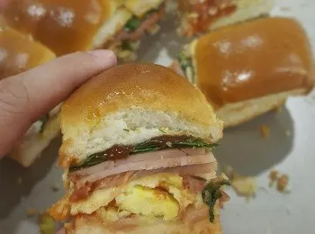 Breakfast Sliders