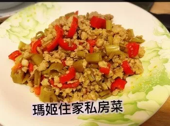 酸通菜頭肉碎炒粒粒