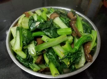 冬菇炒菜芯