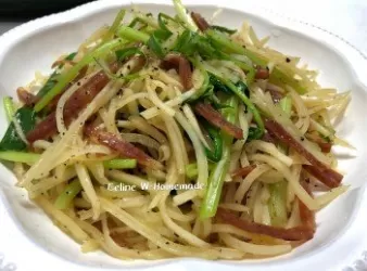 臘腸炒薯絲