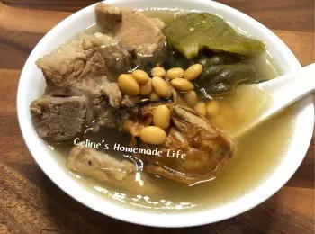 苦瓜黃豆蠔豉排骨湯