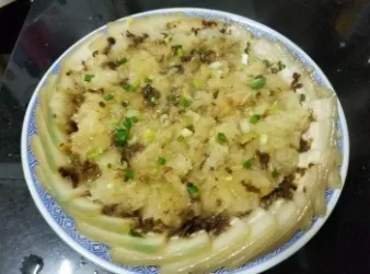 肉燥醬雪耳蒸腩片