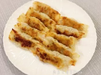 高麗菜鍋貼