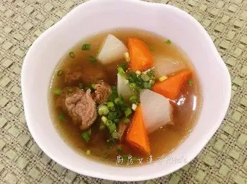 清燉蘿蔔牛肉湯