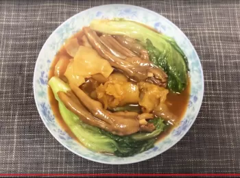 【炆系列】鮑汁花膠扣鵝掌