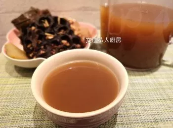 冬瓜袪濕料煲咸豬手湯