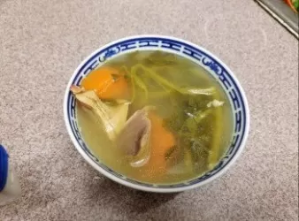 西洋菜紅蘿蔔陳腎㷛螺頭湯