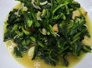 上湯瑤柱扒豆苗