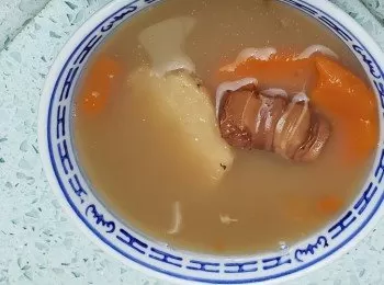 粉葛紅蘿蔔响螺湯